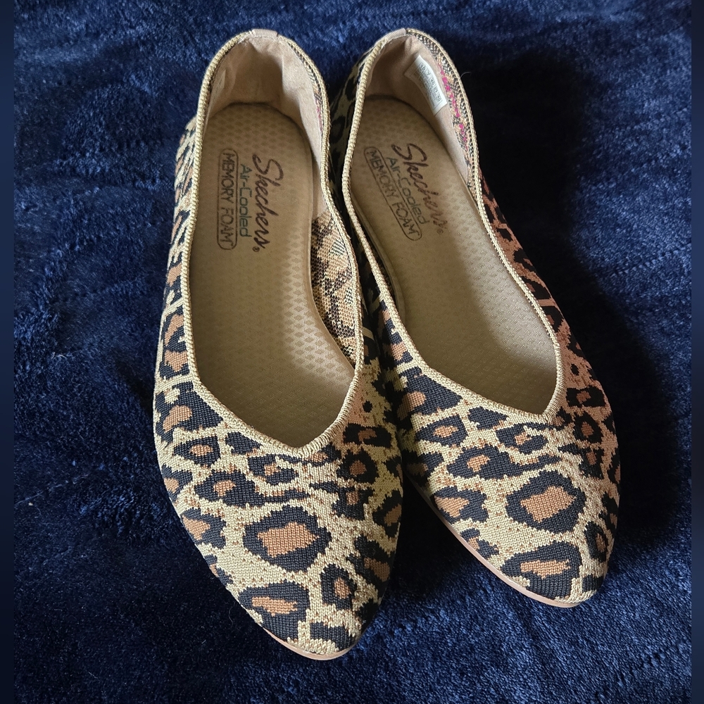 Skechers Cleo Claw-some Animal Leopard Print Flats Size 10M